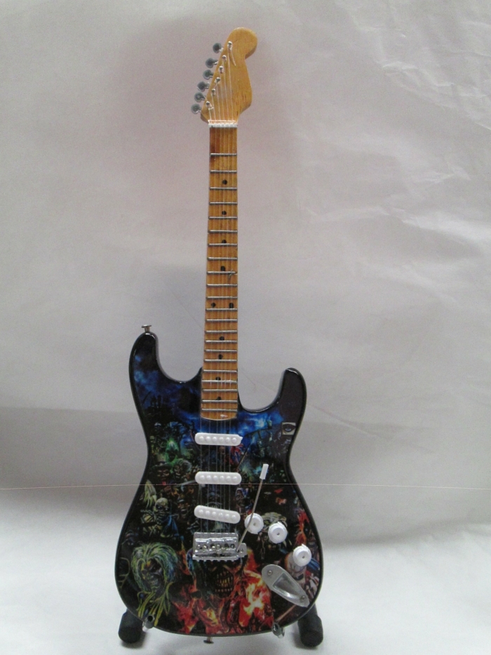 Iron Maiden teschi colorati