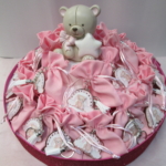 Sacchettini rosa con portachiavi orsetto (24 pezzi)+ salvadanaio orsetto rosa