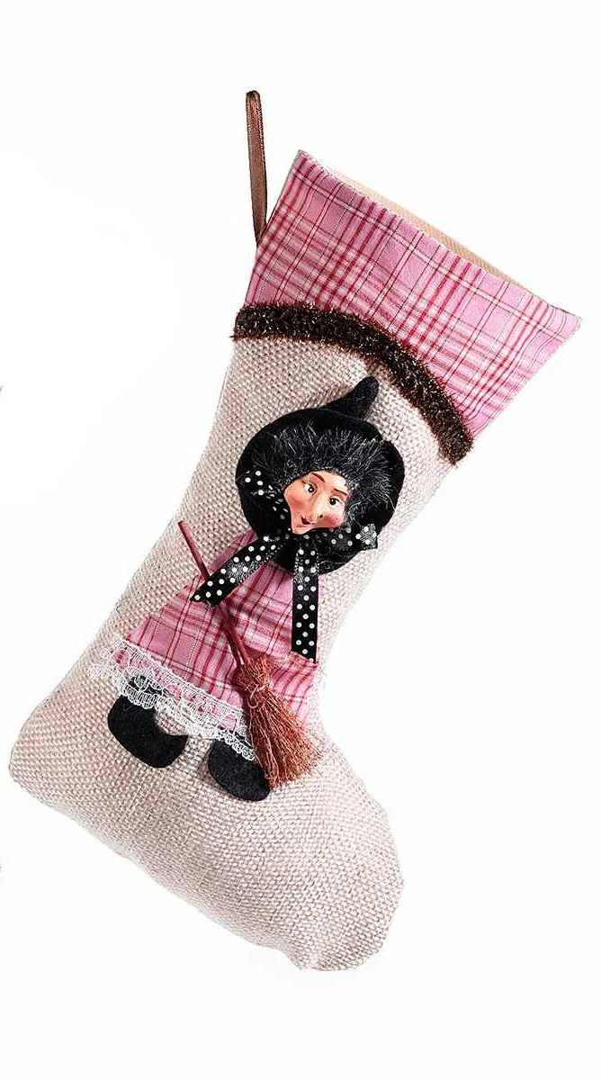 Calza befana rosa in stoffa con decoro Befana in resina in rilievo, da appendere Calza befana rosa in stoffa con decoro Befana in resina in rilievo, da appendere